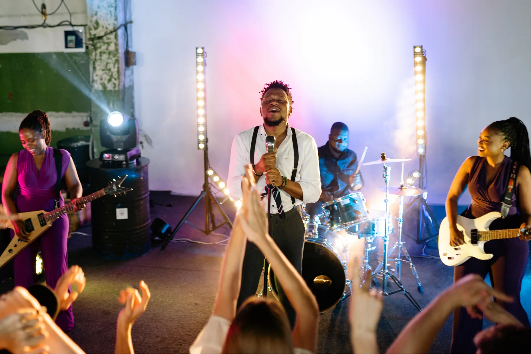 How to Choose Your Wedding Band & Music. A Practical Guide for Irish Wedding Couples 2026 2027